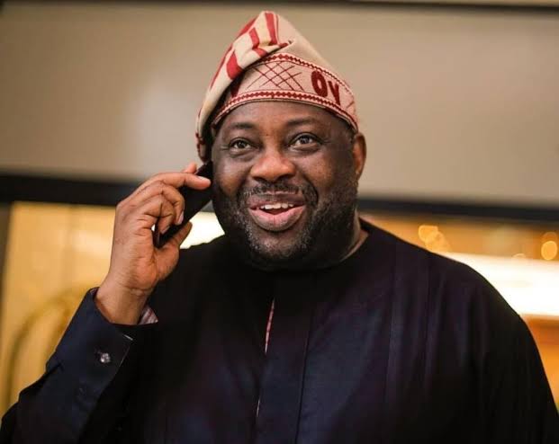 Purchasing presidential jet is a sign of a failed government – Dele Momodu to Tinubu